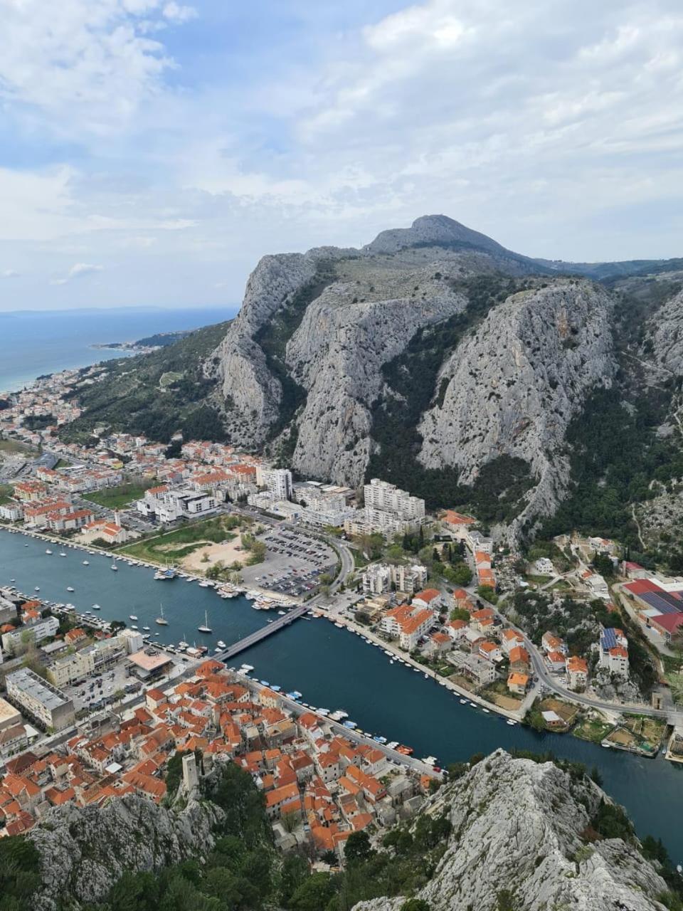 Apartment Emmi Omiš Exteriér fotografie